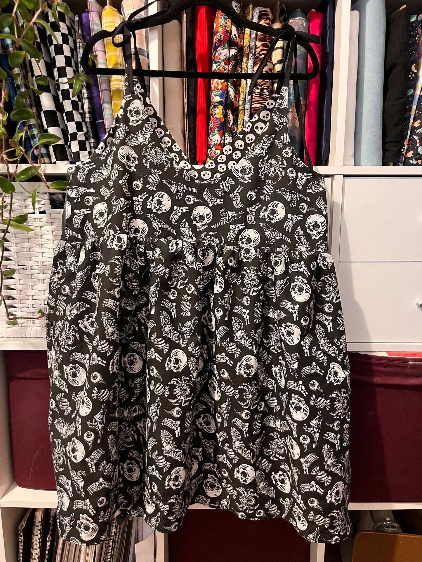 Cami Reversible Scream Dress - Size L 14/16