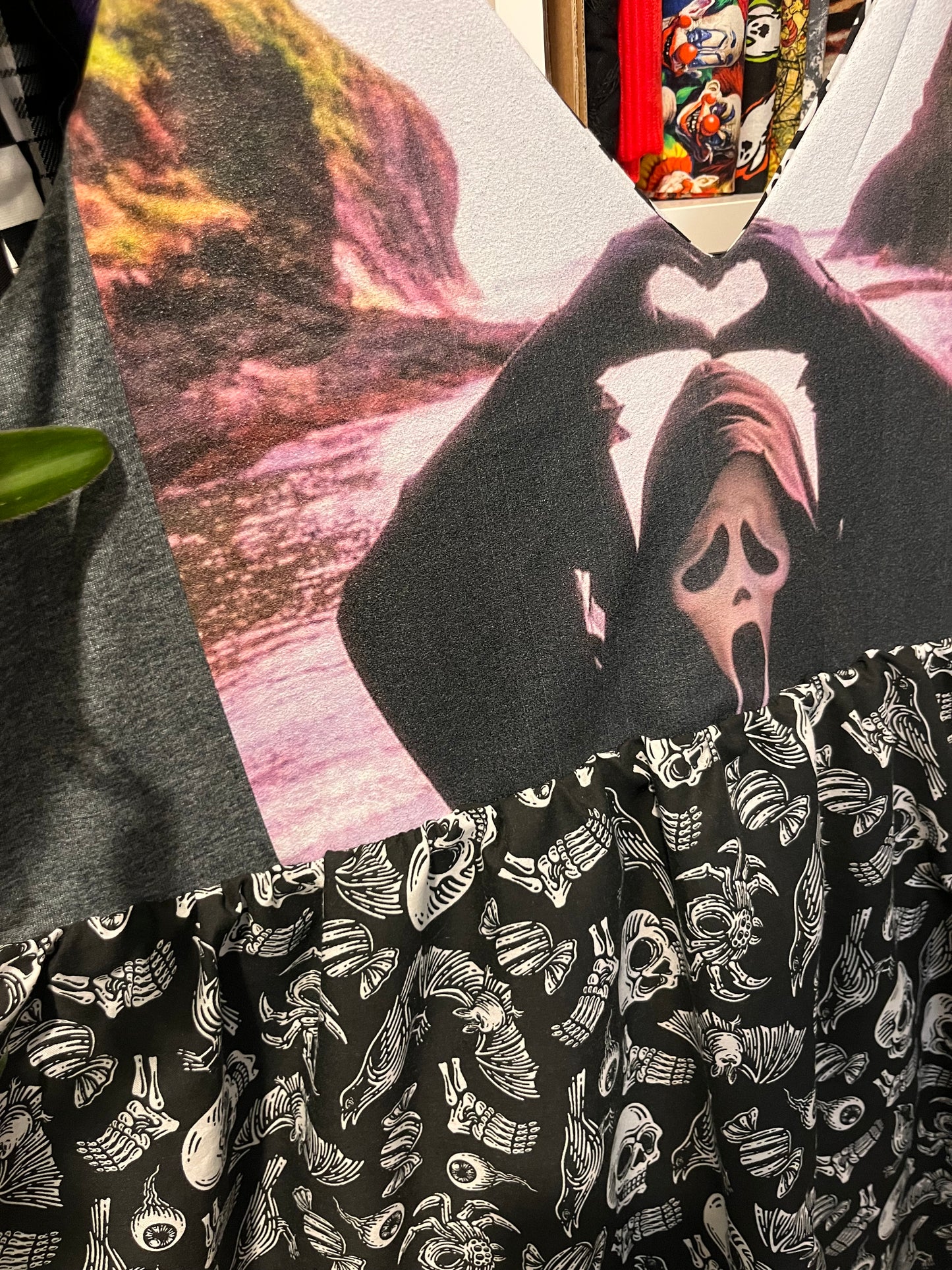 Cami Reversible Scream Dress - Size L 14/16