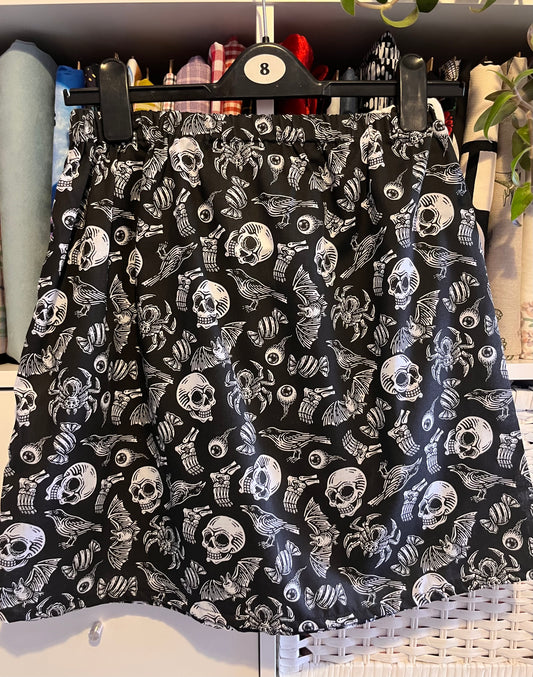 Spooky Skull Mini Skirt - Size 8