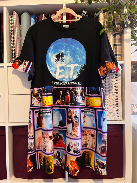 ET Tee Dress - Size 12 - M