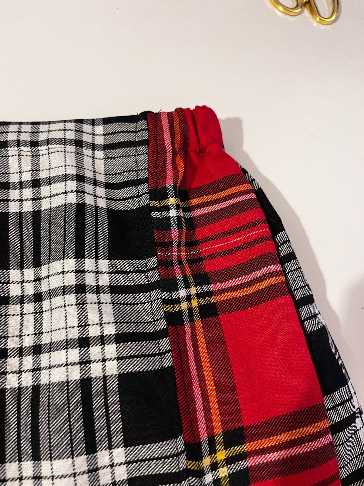 Midi Black and White and tartan Slit Skirt - size 8
