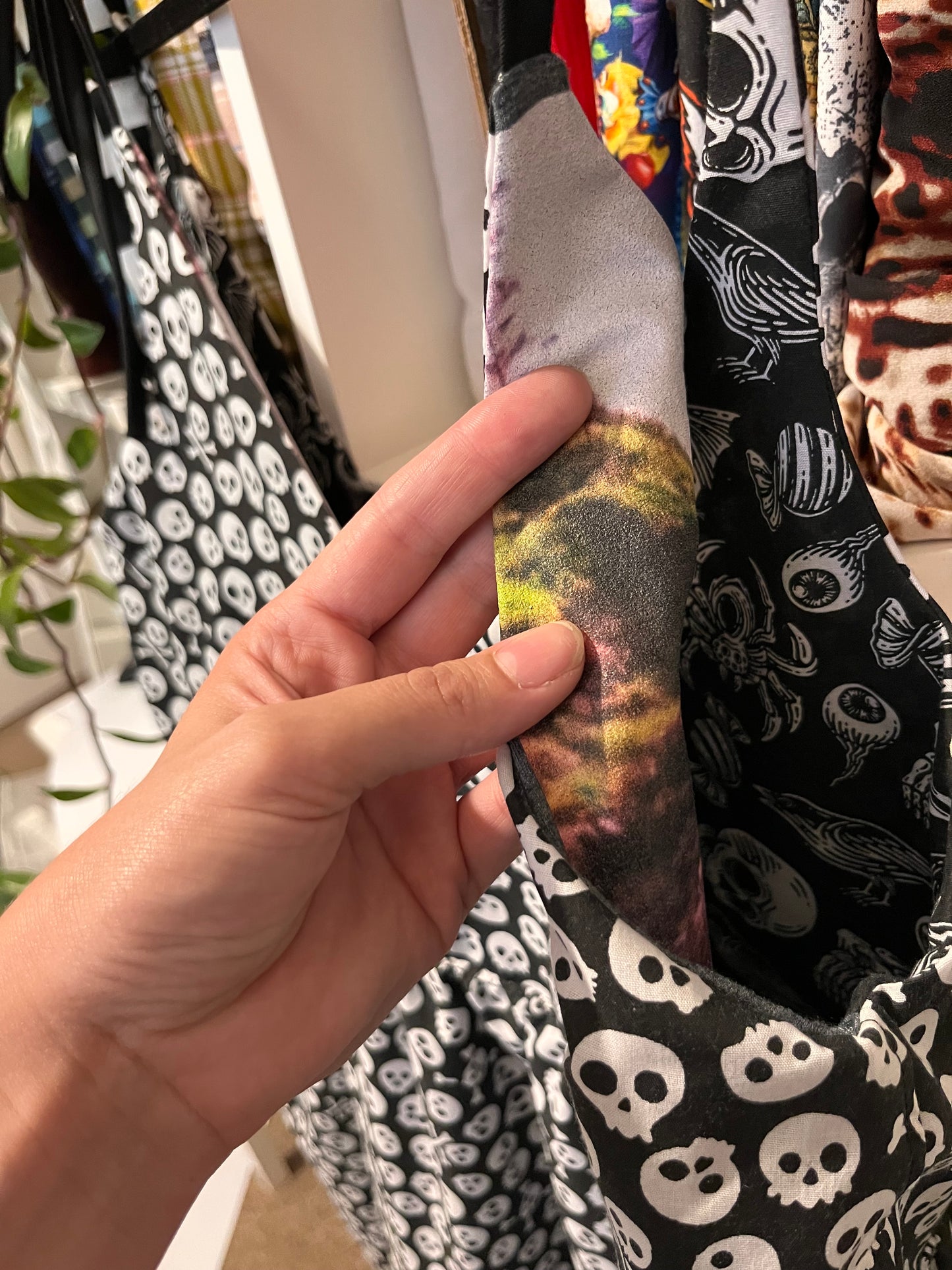 Cami Reversible Scream Dress - Size L 14/16