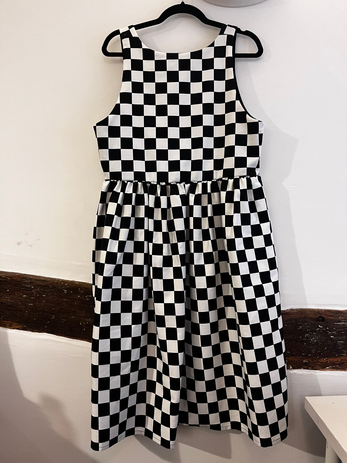 Checkmate Smock Midi Dress - Size 24