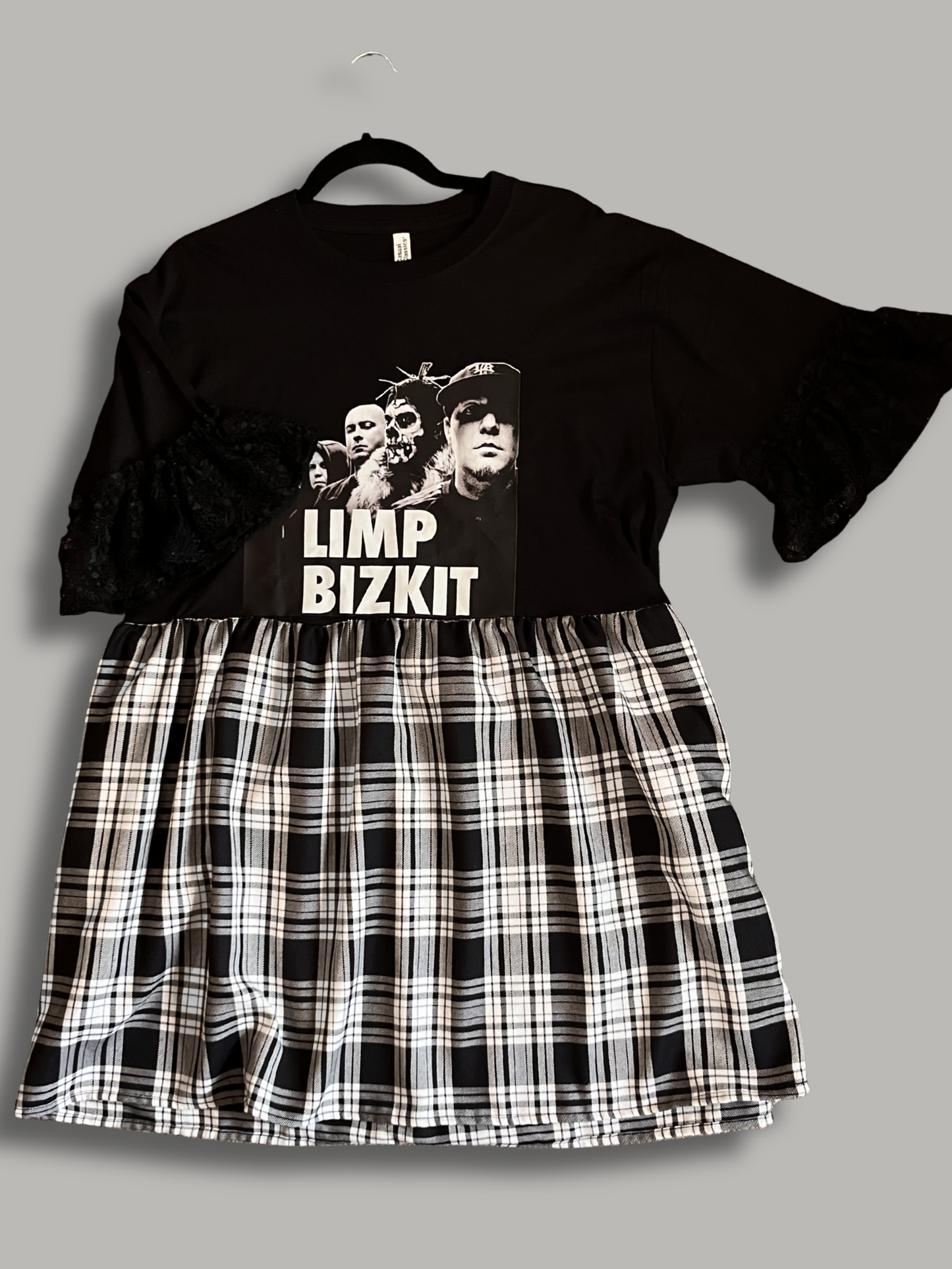 Limp Bizkit - Size L-XL - UK 16-18