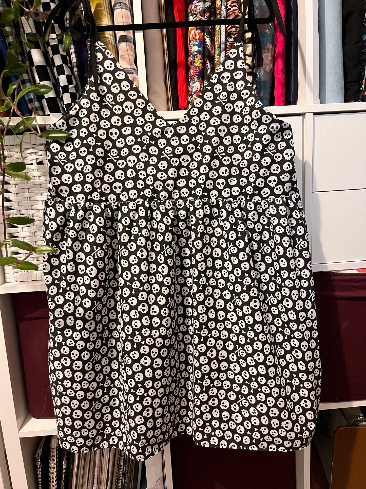 Cami Reversible Scream Dress - Size L 14/16