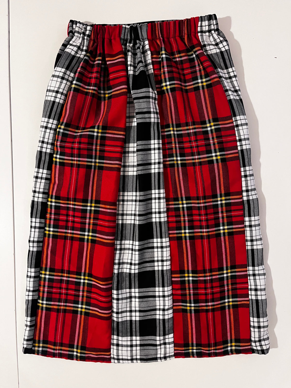 Midi Black and White and tartan Slit Skirt - size 8