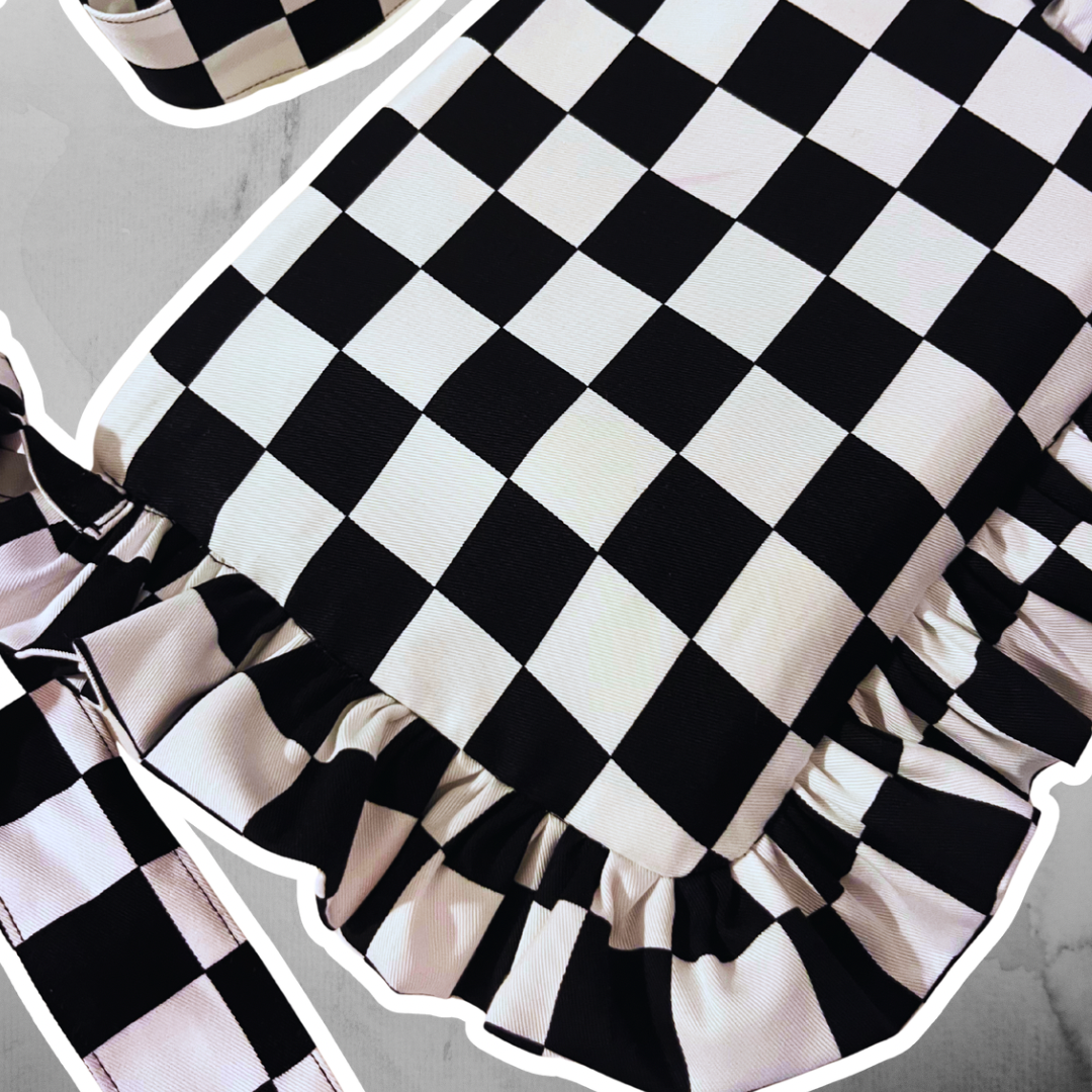 Checkmate frilled Shoulder Bag